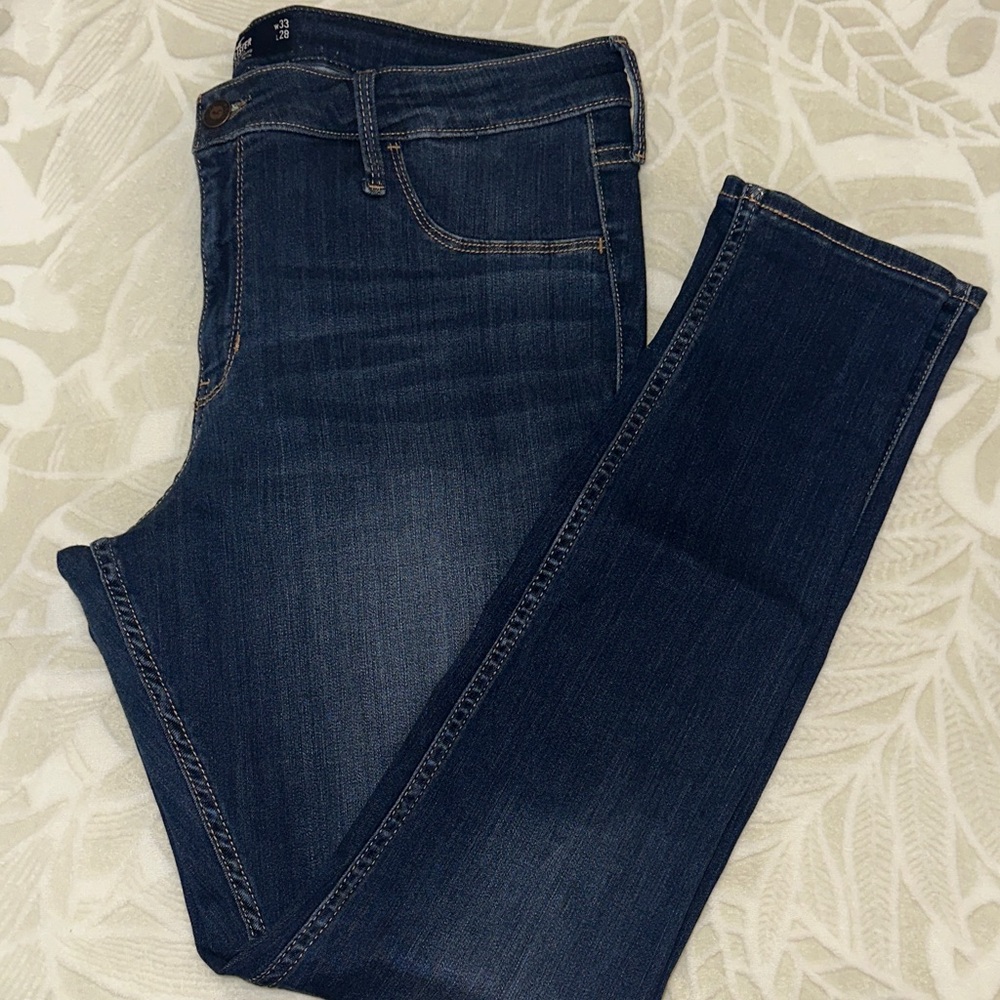 Hollister Dark Blue Skinny Jeans 33x28